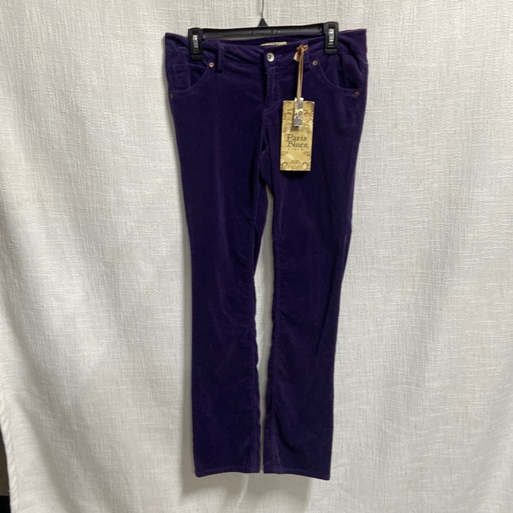 Paris blues, corduroyed pants that